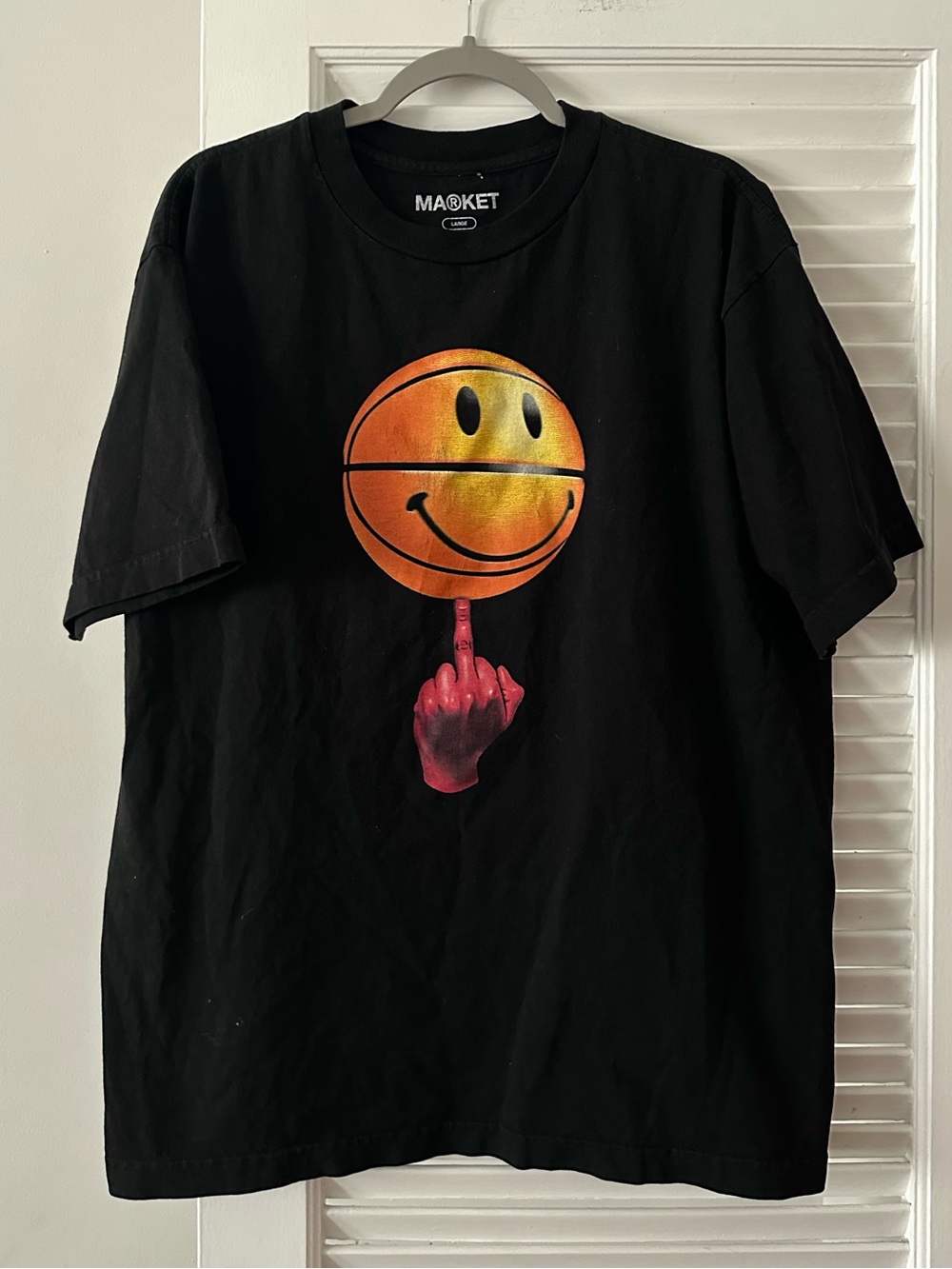 MARKET x Smiley “Hoops” Spinning Basketball Tee — Black, Size L